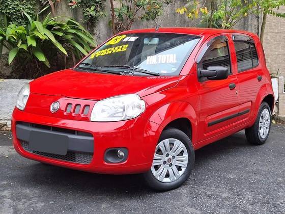 FIAT UNO 1.0 EVO VIVACE 8V FLEX 4P MANUAL FIAT UNO 1.0 EVO VIVACE 8V FLEX 4P MANUAL